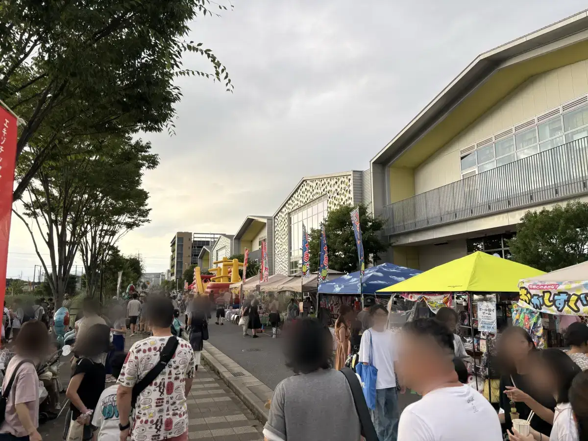 柏の葉T-SITE入口付近の屋台