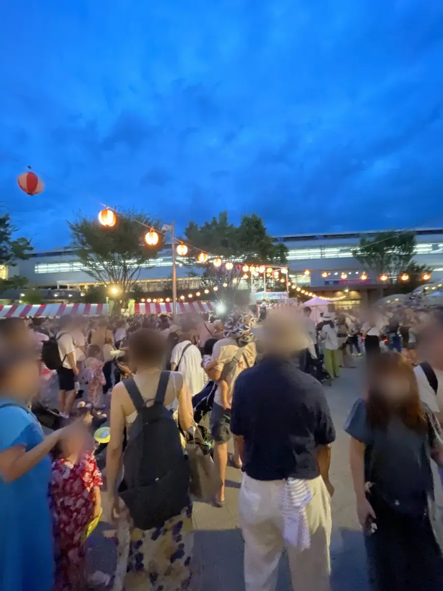 流山おおたかの森S・C 夏祭りの夜の混雑