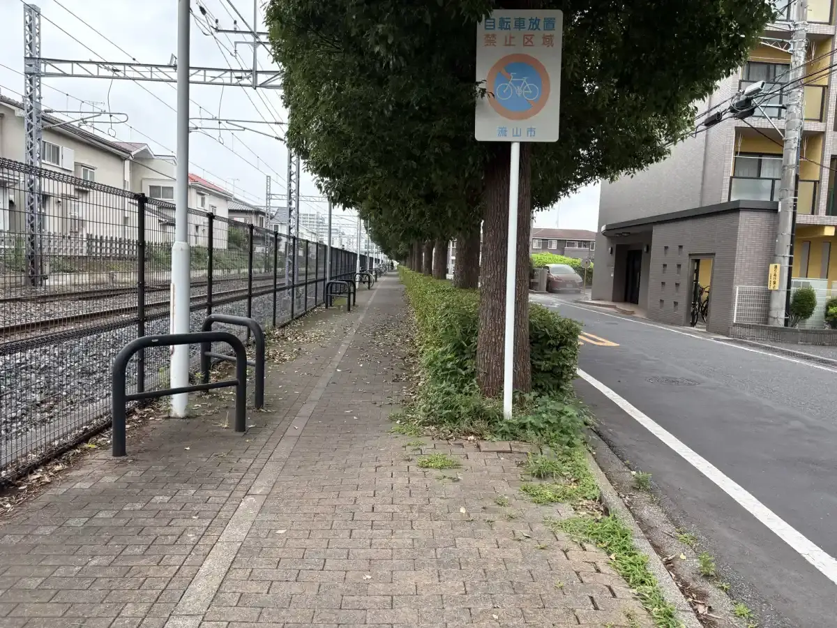 パークホームズ流山おおたかの森ソライエから初石駅へ向かう歩行者専用道路