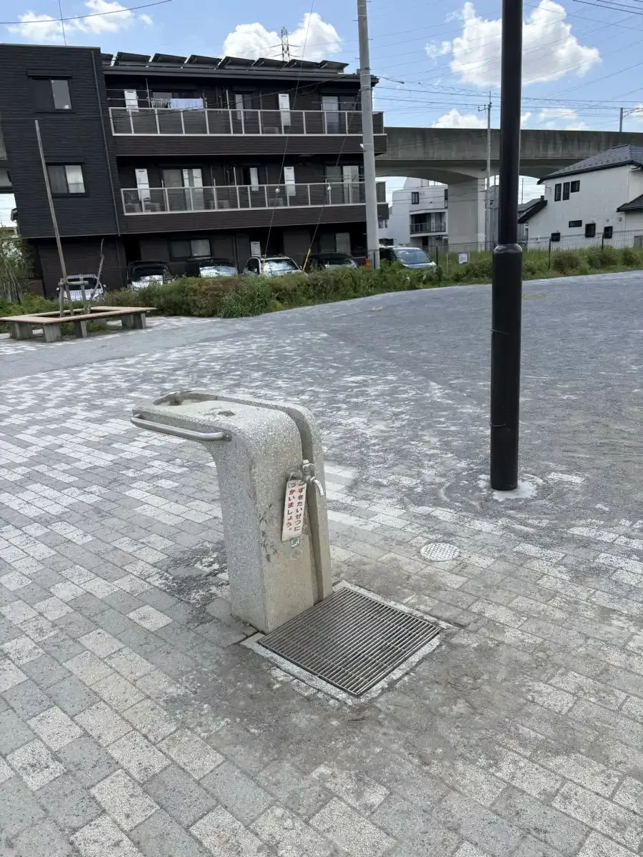 市野谷2号公園の水道
