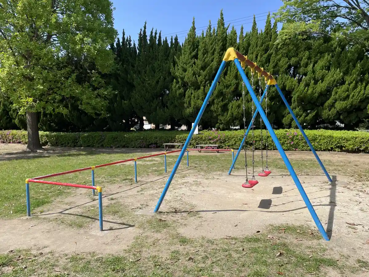 相川公園のブランコ