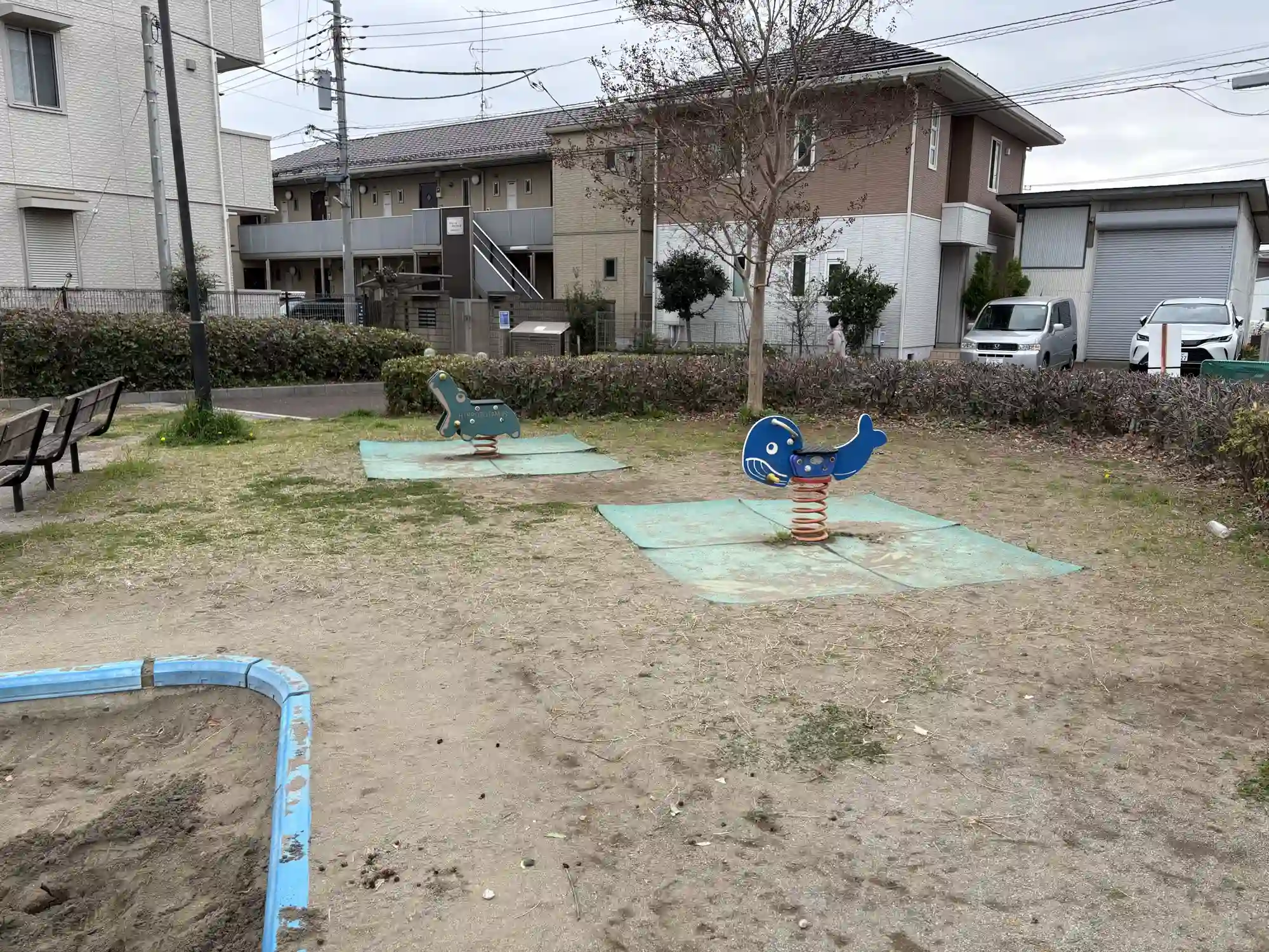 スプリング遊具
