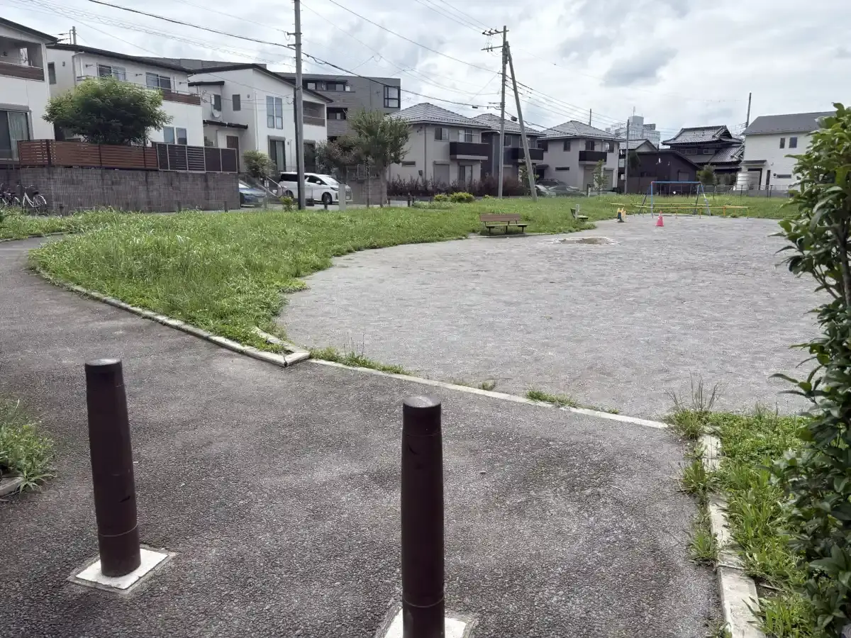 公園入口