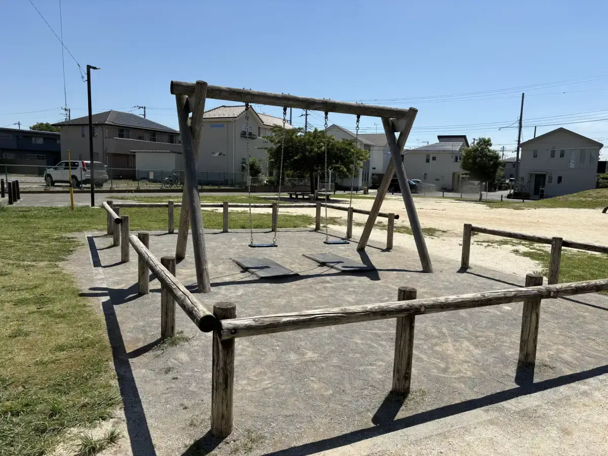 おおたかの森北1号公園のブランコ