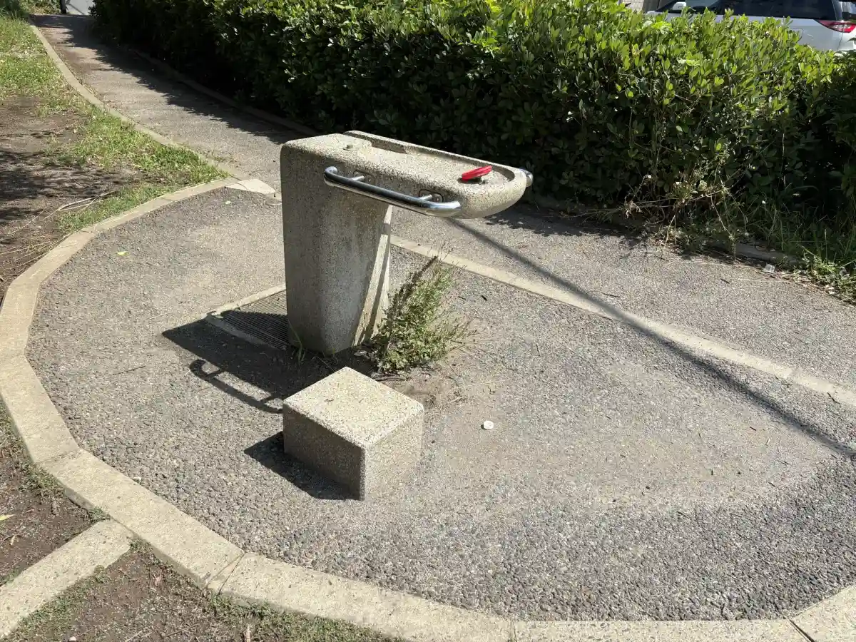 おおたかの森西1号公園の手洗い用の水道