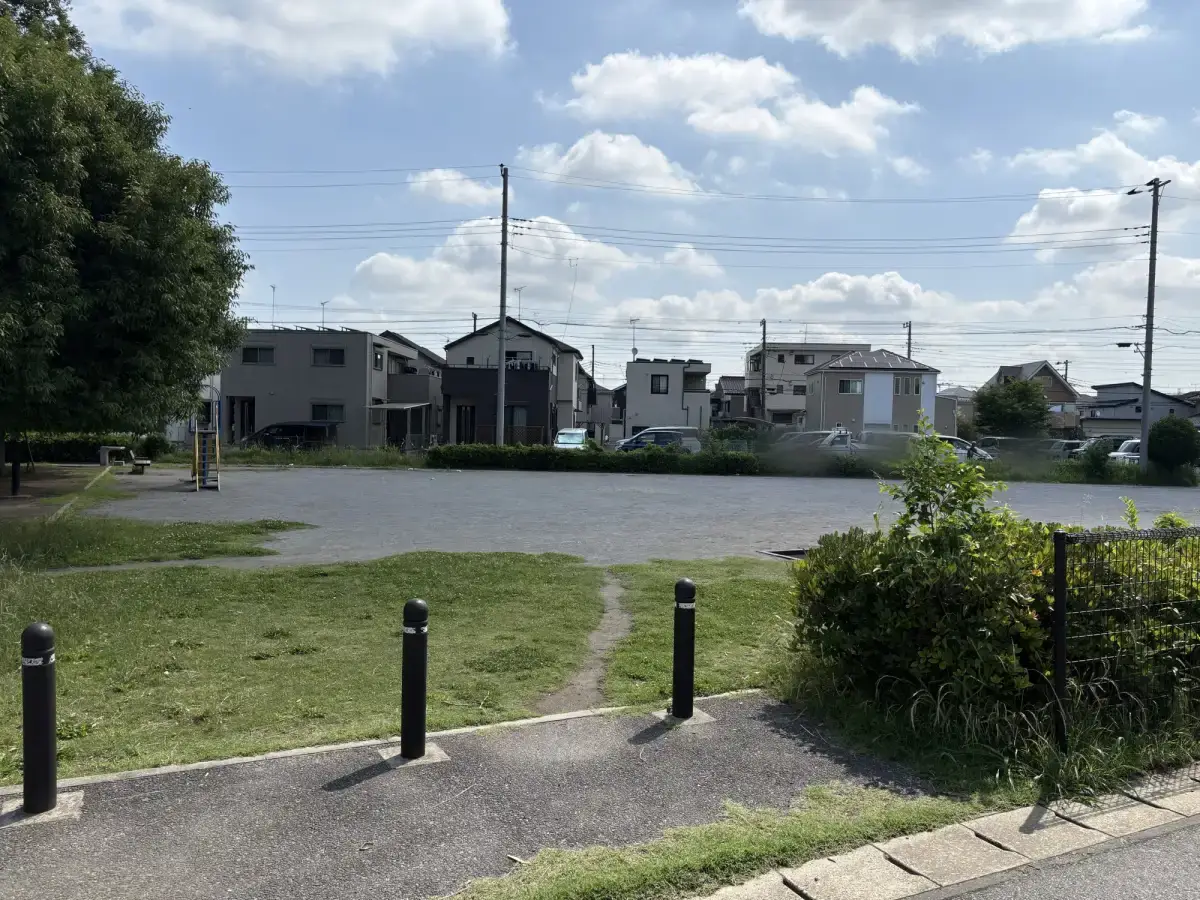 おおたかの森西1号公園の西側入口
